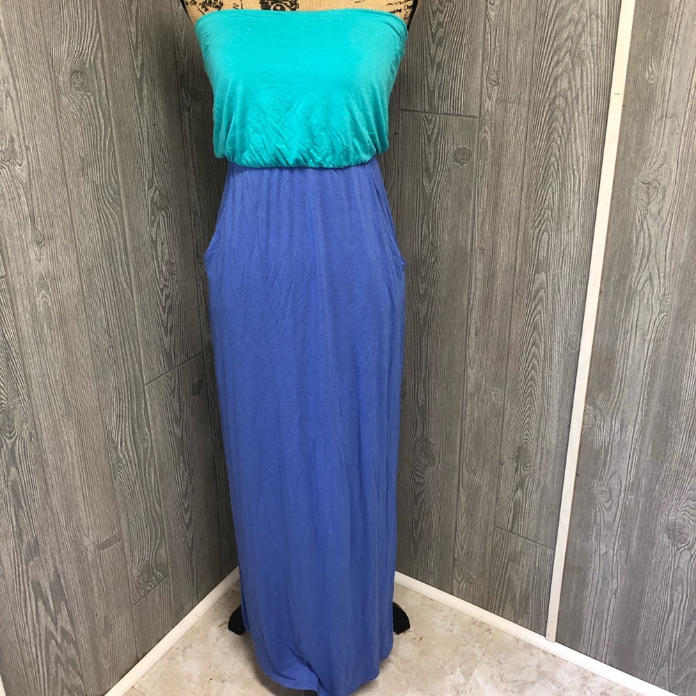 Two toned strapless maxi dress
